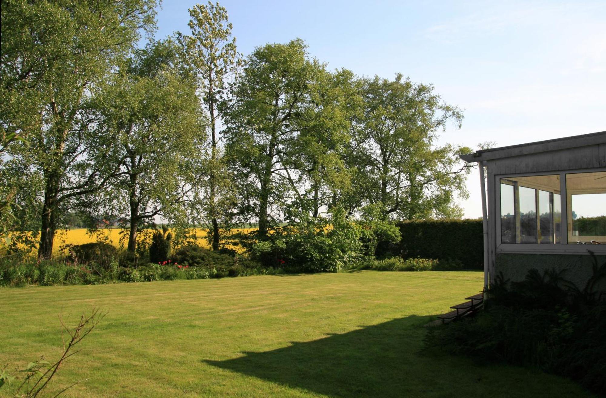 Oerums Nygard Gardshotell Löderup Zimmer foto